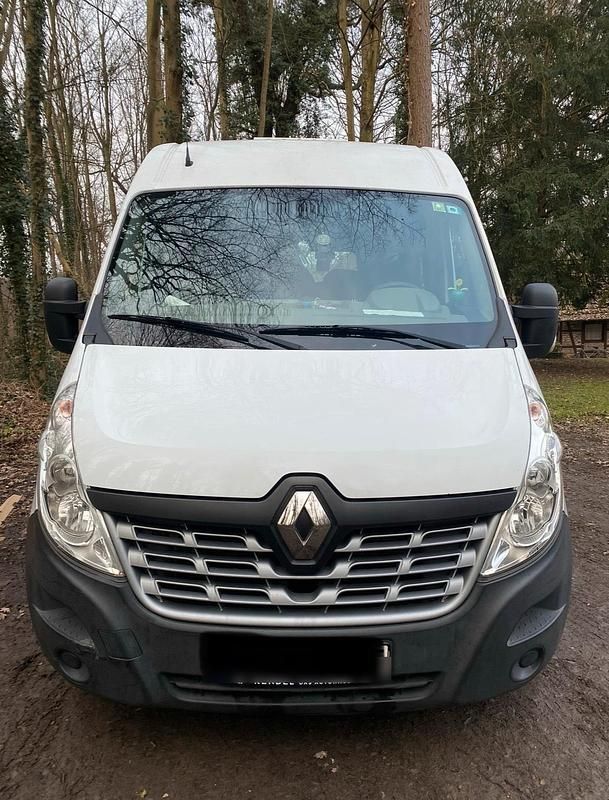 Weiß Gebraucht 2017 Renault Master Limousine | 13.999 € - Bild 1/4