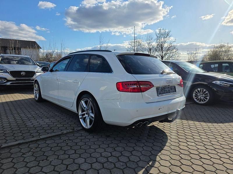 Gebraucht Audi A4 Ambiente 190 PS (139 kW) 2015 Weiß Kombi