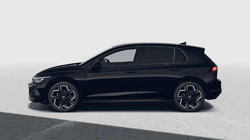 Neu VW Golf VIII R-line 150 PS (110 kW) 2025 Schwarz grenadill Kleinwagen