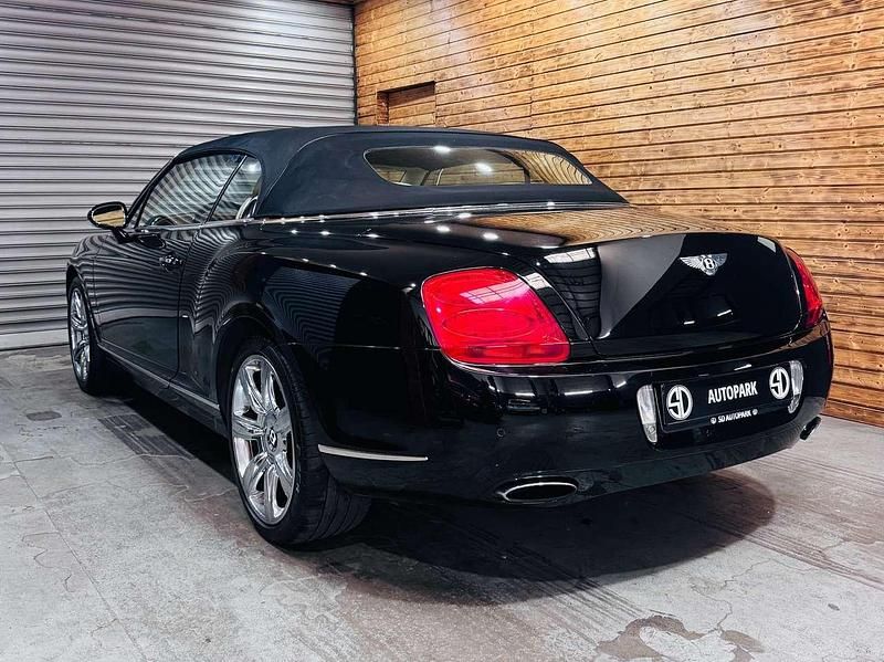 Gebraucht Bentley Continental GT Convertible 559 PS (411 kW) 2007 Schwarz Cabrio