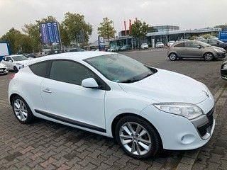 Weiß Gebraucht 2010 Renault Mégane III Night&Day Coupé | 5.800 € (Fairer Preis) - Bild 1/4