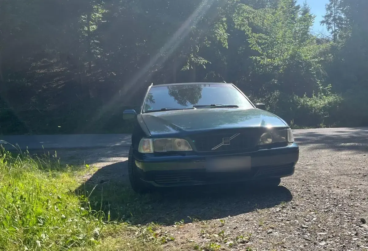 Gebraucht Volvo V70 144 PS (105 kW) 1998 Grün Kombi