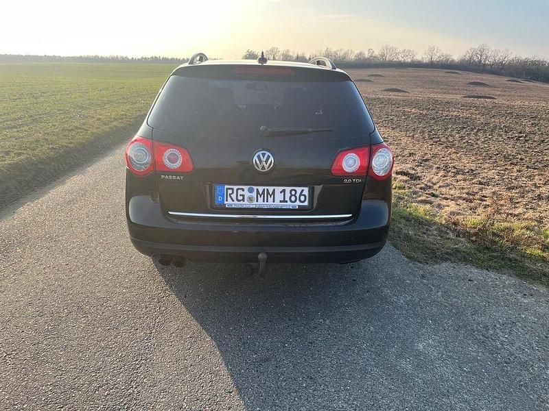 Gebraucht VW Passat Comfortline 140 PS (102 kW) 2010 Schwarz Kombi
