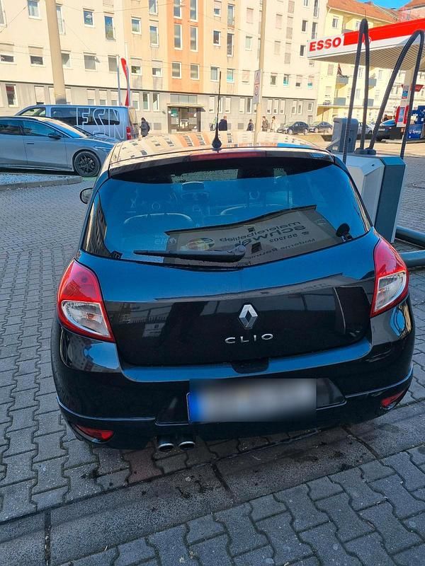 Gebraucht Renault Clio III GT 128 PS (94 kW) 2010 Schwarz Kleinwagen