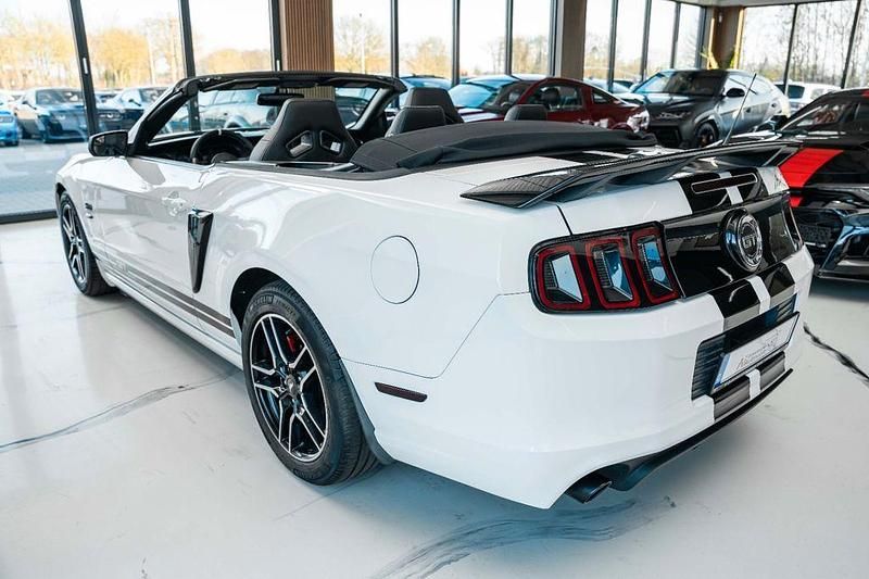 Second-hand Ford Mustang 420 CP (308 kW) 2013 Alb Cabrio