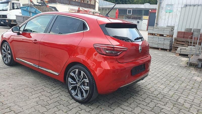 Gebraucht Renault Clio V Intens 91 PS (66 kW) 2021 Rot Limousine