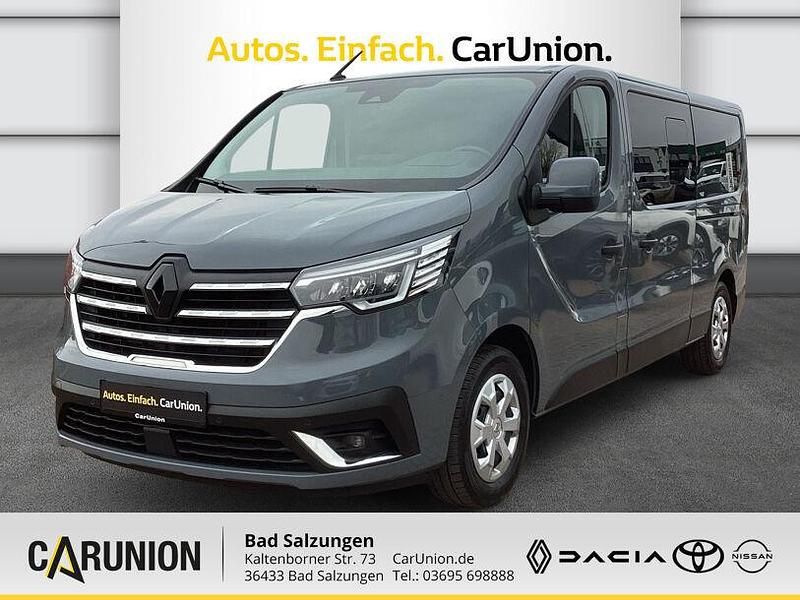 Gebraucht Renault Trafic Life 150 PS (110 kW) 2023 Grau Van / Kleinbus