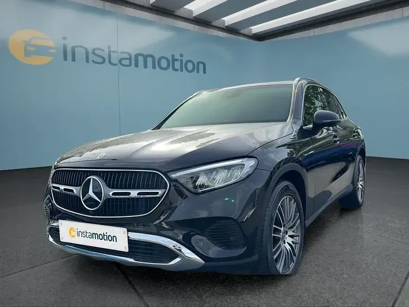 Gebraucht Mercedes GLC200 204 PS (150 kW) 2023 Schwarz SUV