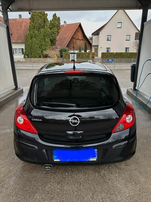 Gebraucht Opel Corsa 87 PS (63 kW) 2011 Schwarz Kleinwagen