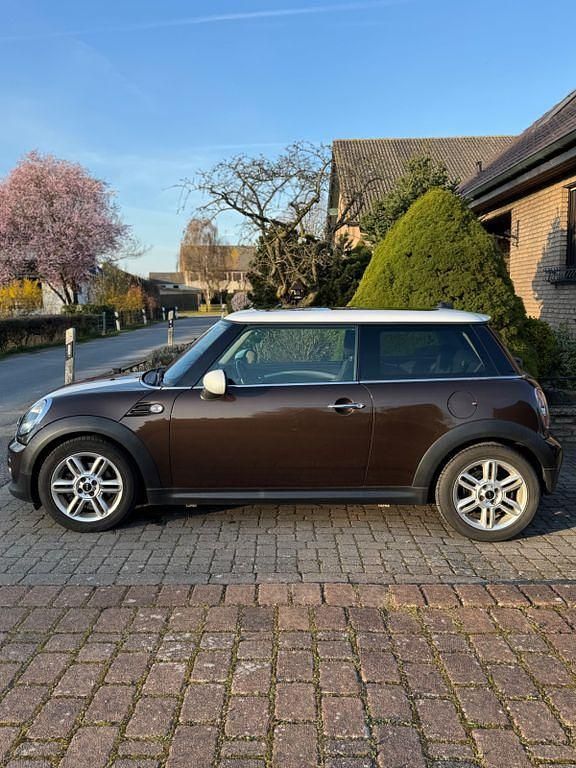Gebraucht Mini Cooper 122 PS (89 kW) 2011 Braun Kleinwagen