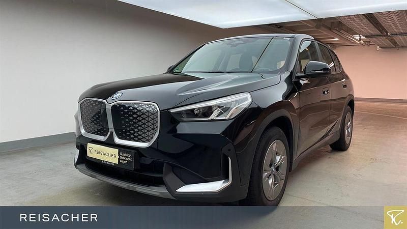 Schwarz ii Gebraucht 2023 BMW iX1 Performance SUV | 37.490 € (Fairer Preis) - Bild 1/4