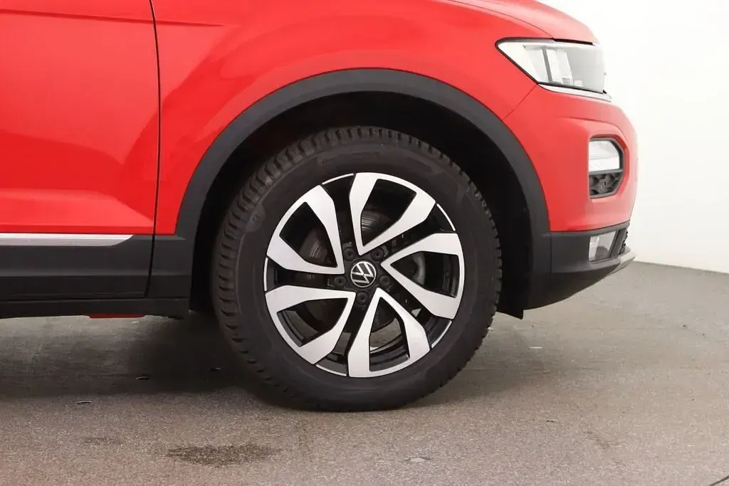 Gebraucht VW T-Roc Active 150 PS (110 kW) 2021 Flashrot SUV