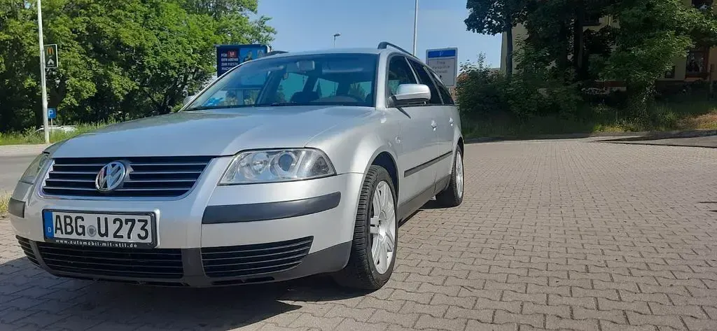 Gebraucht VW Passat Basis 101 PS (74 kW) 2003 Silber Kombi