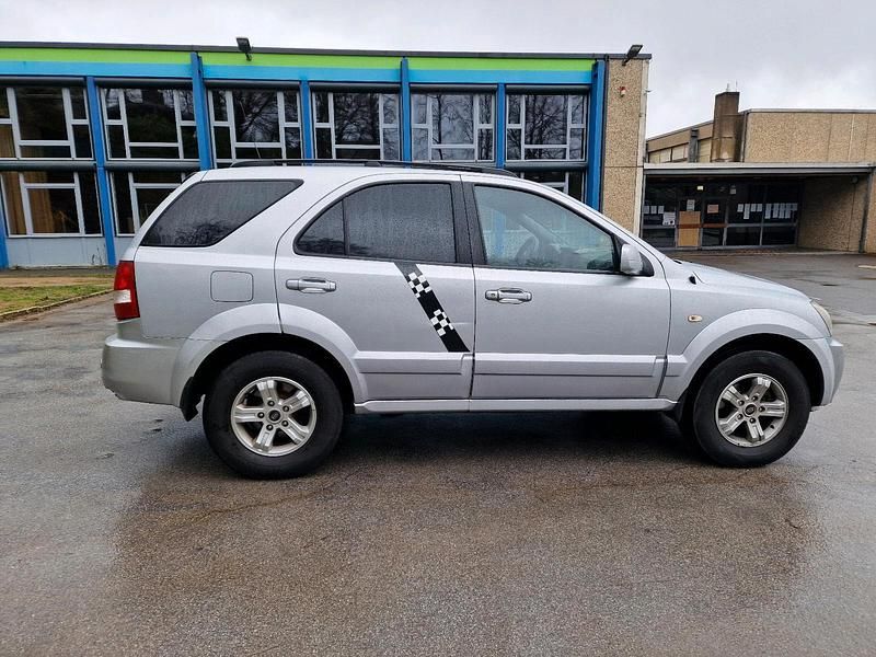 Gebraucht Kia Sorento 140 PS (102 kW) 2005 Silber SUV