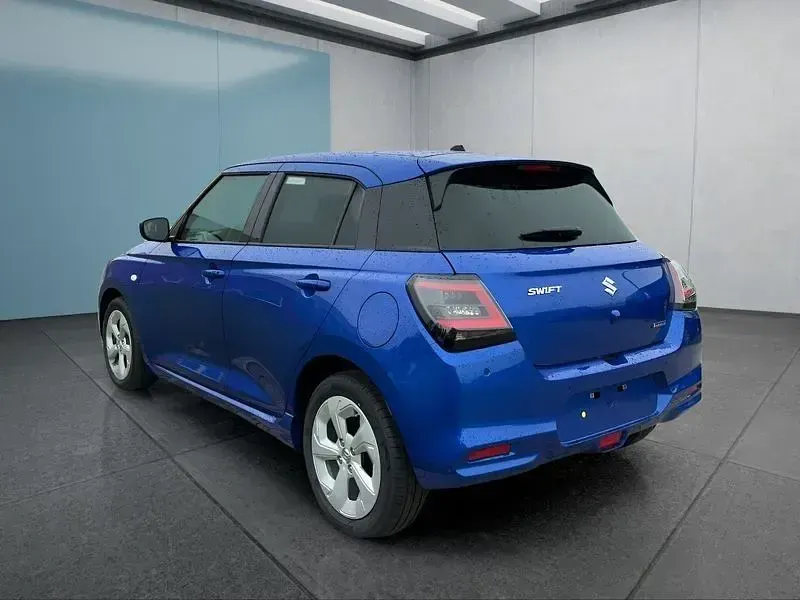 Neu Suzuki Swift 83 PS (61 kW) 2026 Blau Kleinwagen