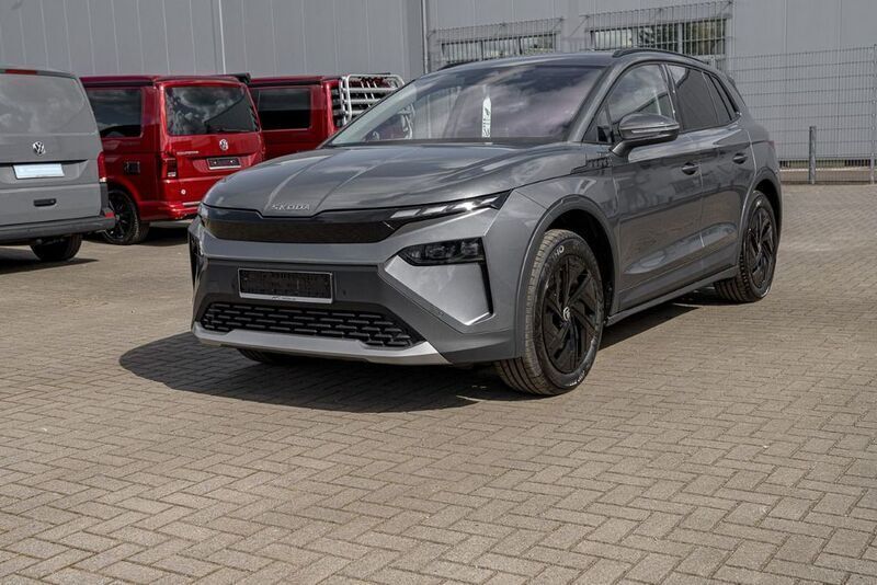Grau Neu 2025 Skoda Elroq SUV | 41.390 € - Bild 1/4