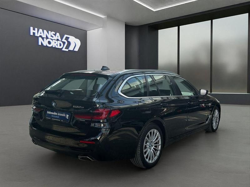 Gebraucht BMW 530e 292 PS (214 kW) 2022 Schwarz / schwarz ii Kombi