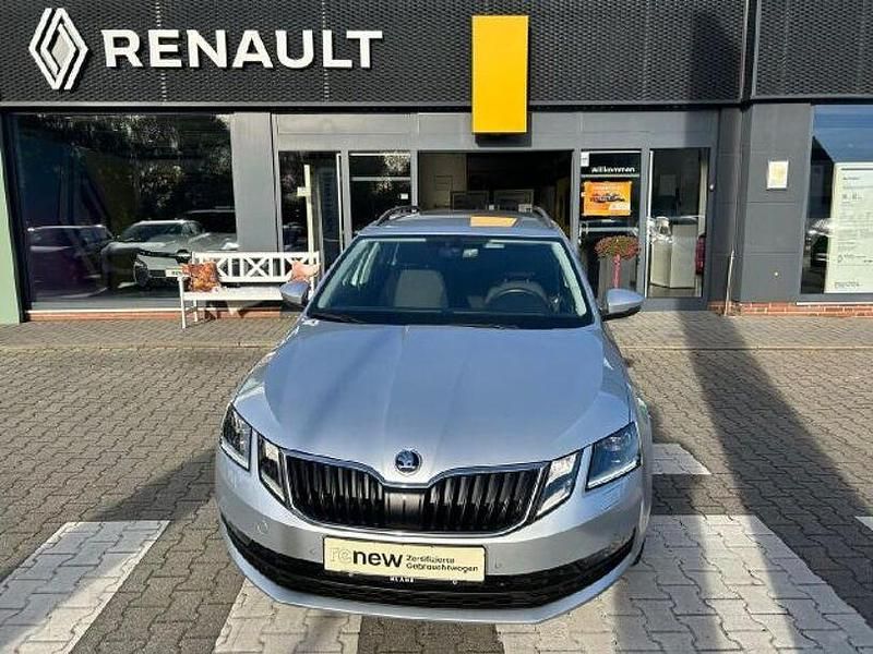 Silber Gebraucht 2020 Skoda Octavia Soleil Kombi | 16.990 € (Guter Preis) - Bild 1/4