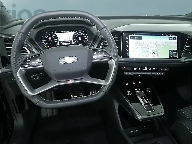 Gebraucht Audi Q4 e-tron S-Line 150 kW (204 PS) 2025 Schwarz SUV