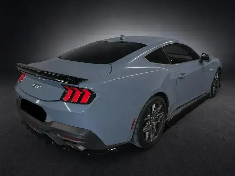 Gebraucht Ford Mustang GT 446 PS (328 kW) 2025 Vapor blue Coupé