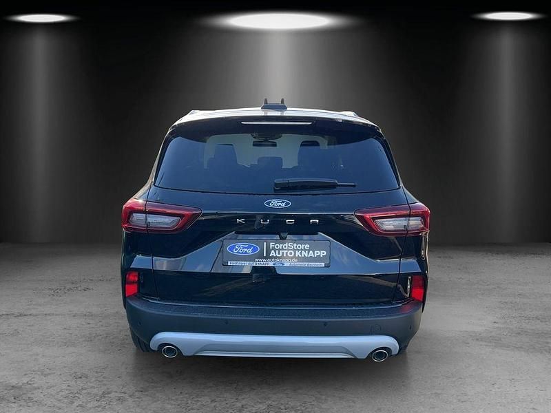 Neu Ford Kuga Titanium 150 PS (110 kW) 2026 Schwarz SUV