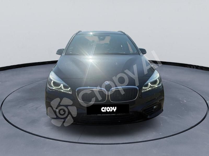 Gebraucht BMW 218 Sport Line 150 PS (110 kW) 2016 Schwarz Kombi