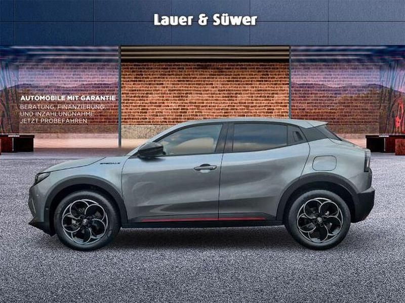 Neu Alfa Romeo Junior Edizione Speciale 114 kW (156 PS) 2025 Other SUV