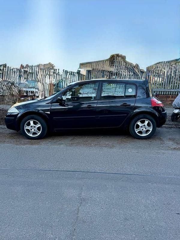 Gebraucht Renault Mégane II Authentique 111 PS (81 kW) 2008 Limousine