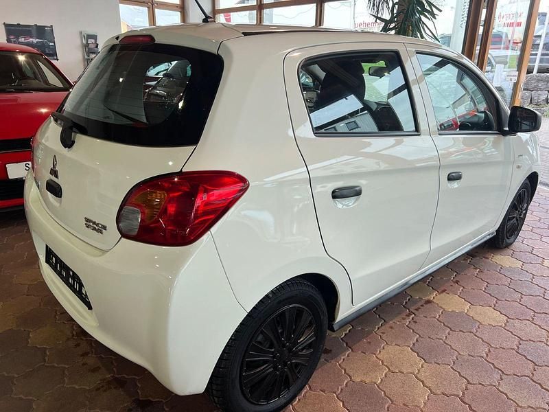 Gebraucht Mitsubishi Space Star Classic Collection 71 PS (52 kW) 2014 Weiß Kleinwagen