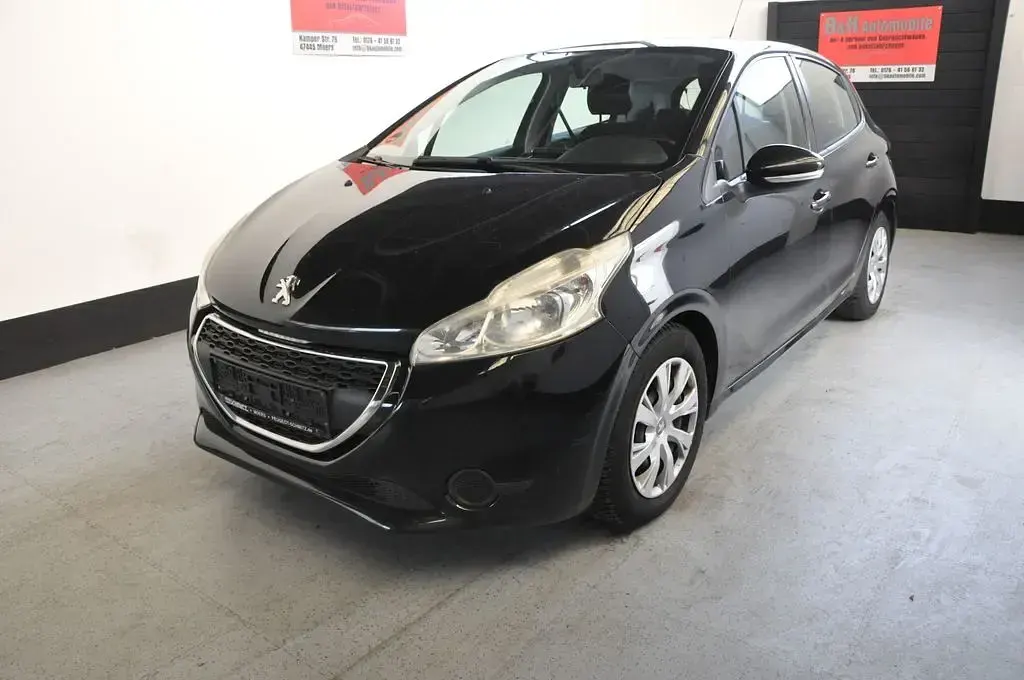 Gebraucht Peugeot 208 Active 95 PS (69 kW) 2012 Schwarz Kleinwagen