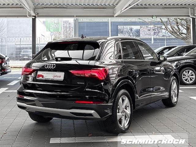 Second-hand Audi Q3 Advanced 190 CP (139 kW) 2021 Negru SUV
