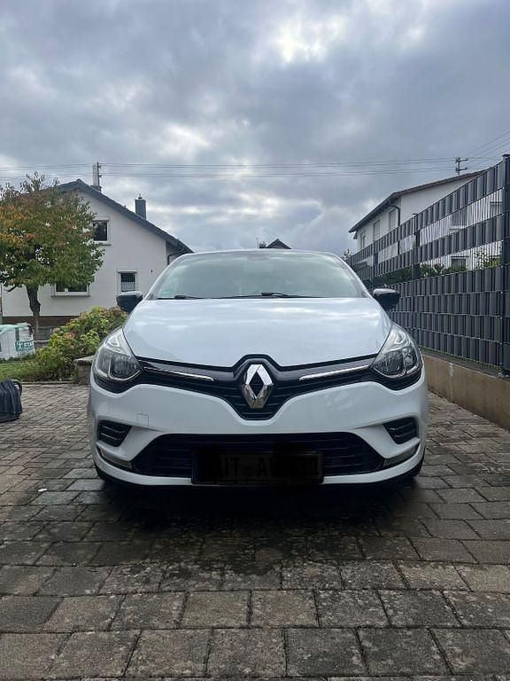 Gebraucht Renault Clio IV LIMITED 90 PS (66 kW) 2017 Weiß Limousine