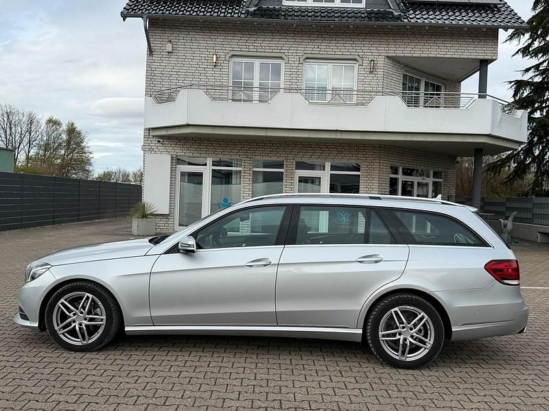 Gebraucht Mercedes 200 136 PS (100 kW) 2015 Silber Kombi