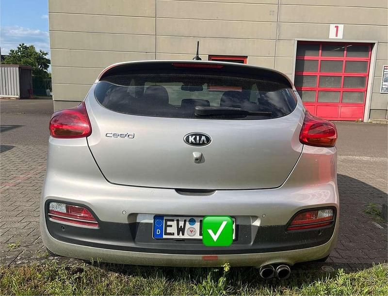 Gebraucht Kia ProCeed Edition 7 135 PS (99 kW) 2015 Kleinwagen