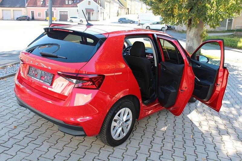 Gebraucht Skoda Fabia Style 110 PS (80 kW) 2024 Rot Kleinwagen