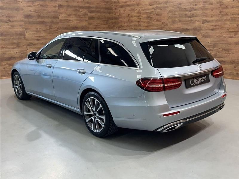 Gebraucht Mercedes E400 330 PS (242 kW) 2020 Silber Limousine
