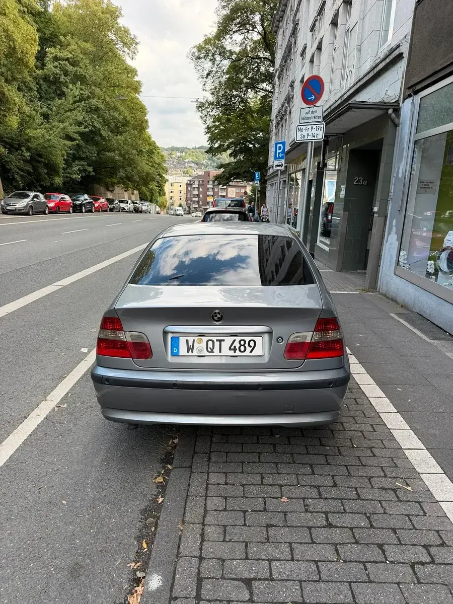 Gebraucht BMW 320 150 PS (110 kW) 2003 Andere farben Limousine