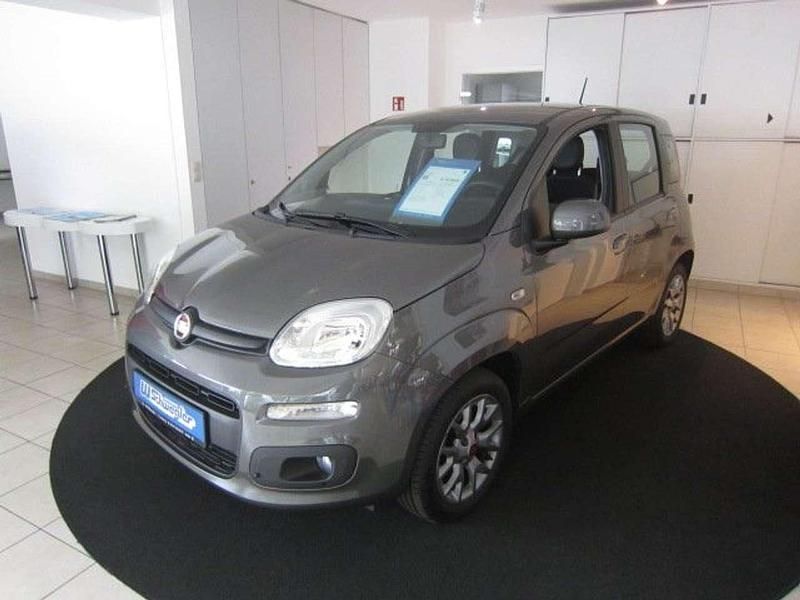 Colosseograu Gebraucht 2020 Fiat Panda Lounge Kleinwagen | 10.900 € (Fairer Preis) - Bild 1/4