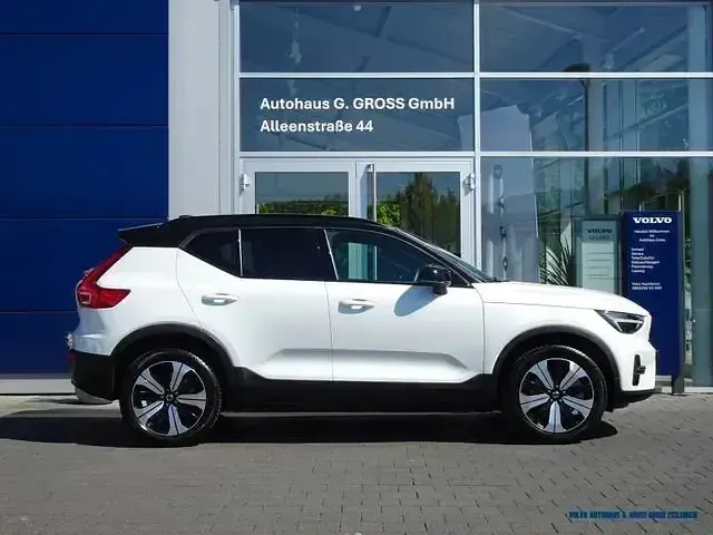Brugt Volvo XC40 Core 169 kW (231 HK) 2023 Hvid SUV