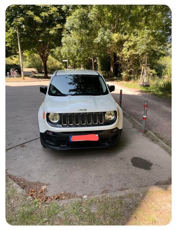 Weiß Gebraucht 2016 Jeep Renegade SUV | 11.950 € (Guter Preis) - Bild 1/4