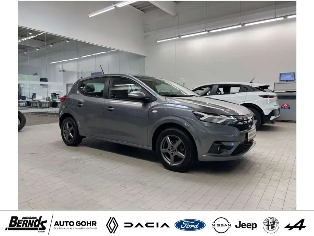 Gebraucht Dacia Sandero Expression 91 PS (66 kW) 2025 Dolomitgrau metallic Kleinwagen