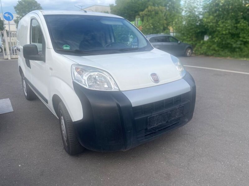 Weiß Gebraucht 2013 Fiat Fiorino Van / Kleinbus | 5.700 € (Fairer Preis) - Bild 1/4