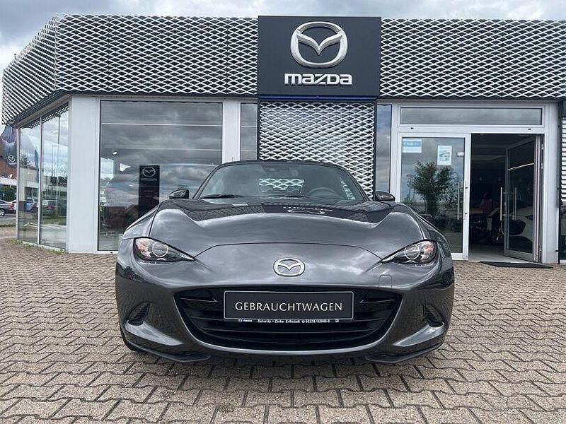 Grau Gebraucht 2021 Mazda MX5 Cabrio | 21.990 € (Guter Preis) - Bild 1/4