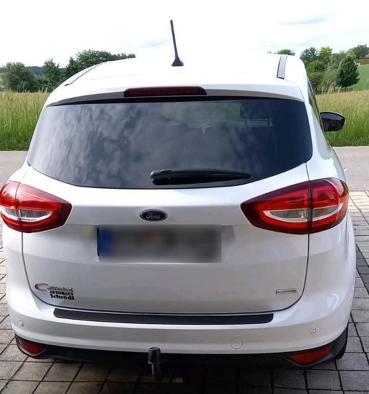 Weiß Gebraucht 2018 Ford C-MAX Titanium Van / Kleinbus | 13.900 € (Etwas zu teuer) - Bild 1/3
