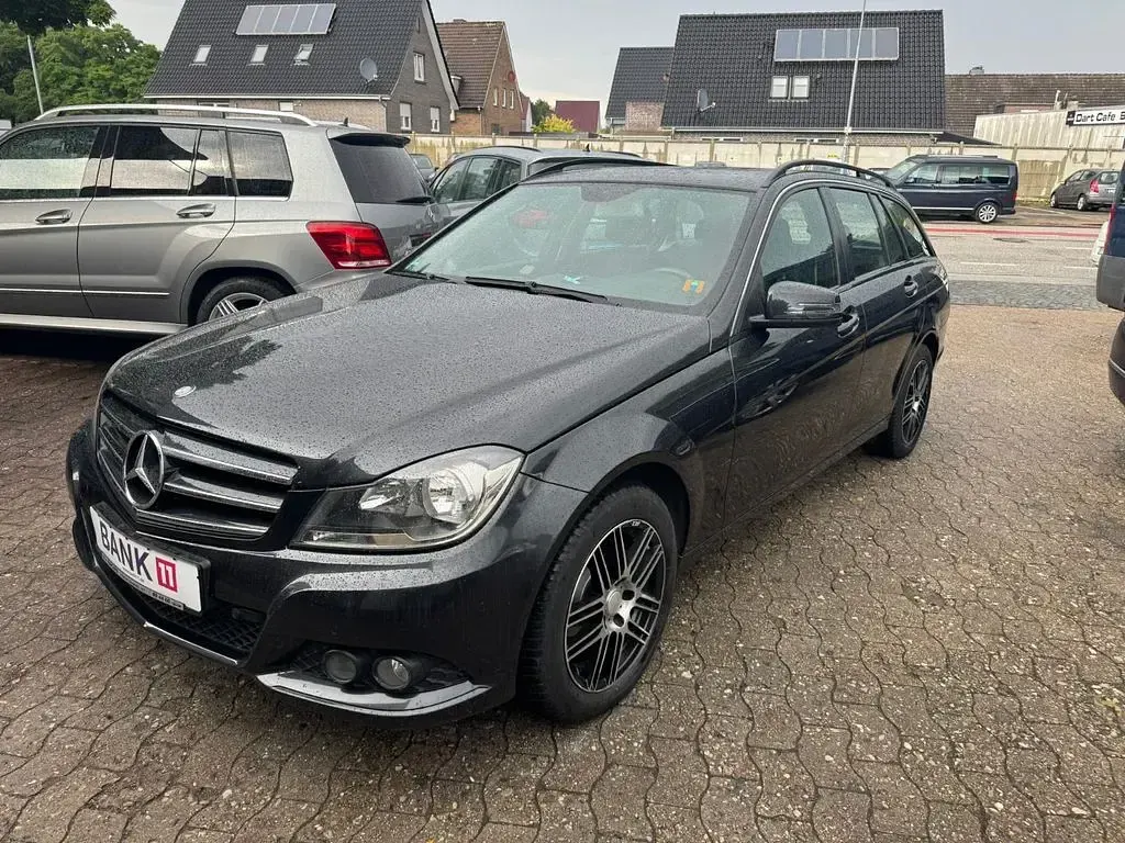 Gebraucht Mercedes C200 136 PS (100 kW) 2012 Schwarz Kombi