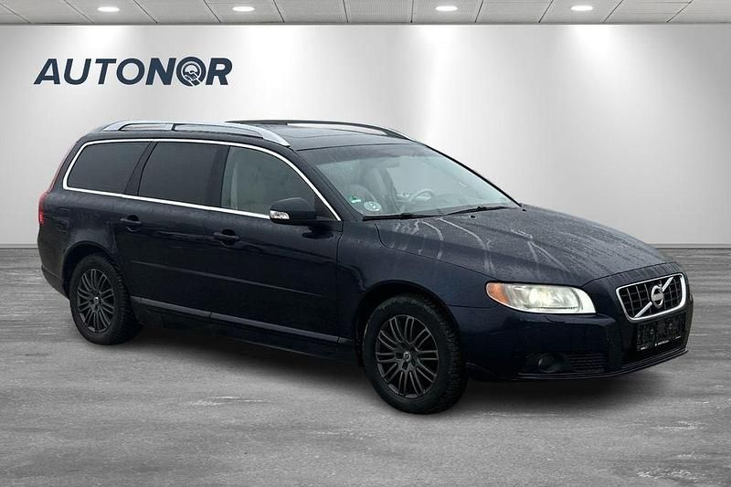 Gebraucht Volvo V70 238 PS (175 kW) 2009 Blau Kombi