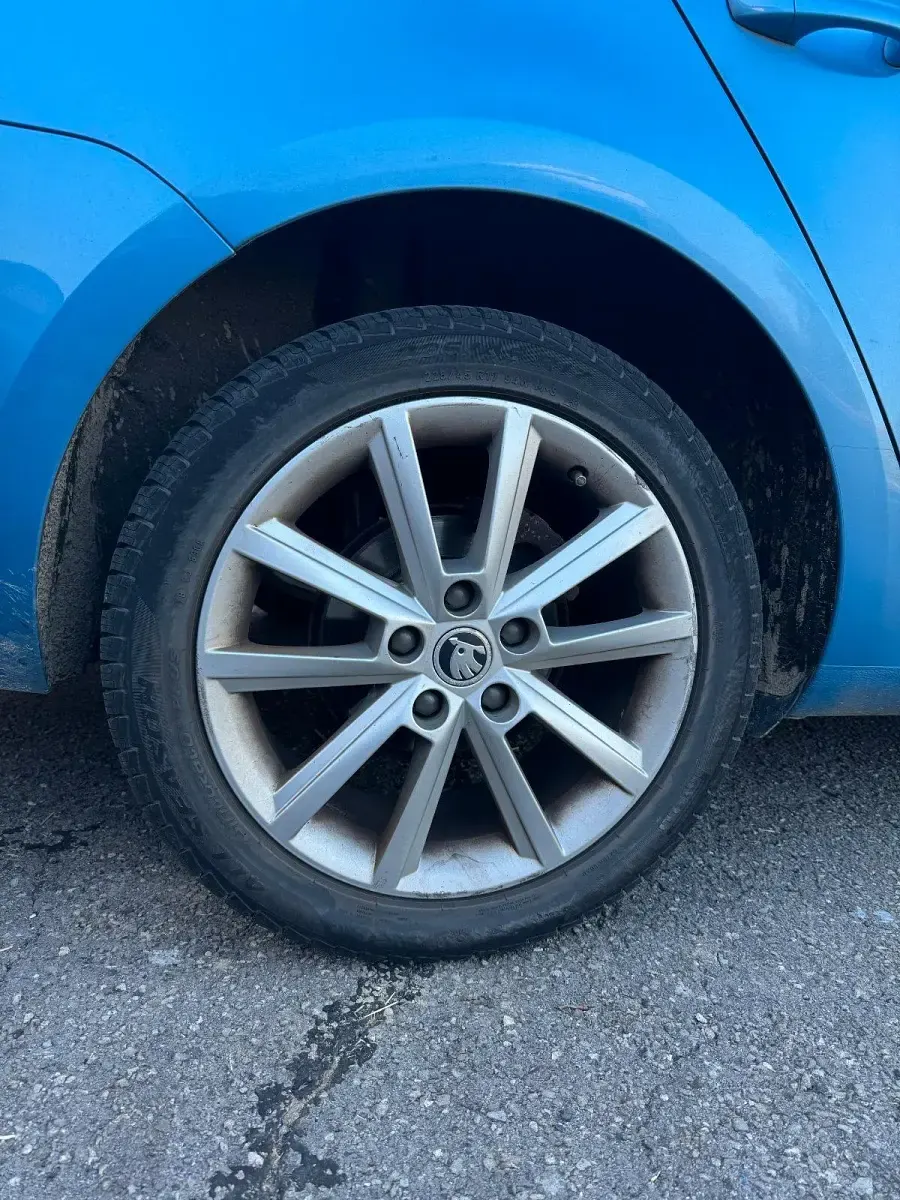 Gebraucht Skoda Octavia Elegance 150 PS (110 kW) 2015 Blau Kombi