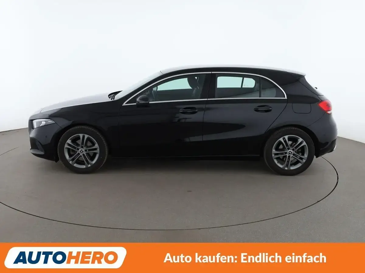 Gebraucht Mercedes A180 Progressive 136 PS (100 kW) 2018 Schwarz Limousine