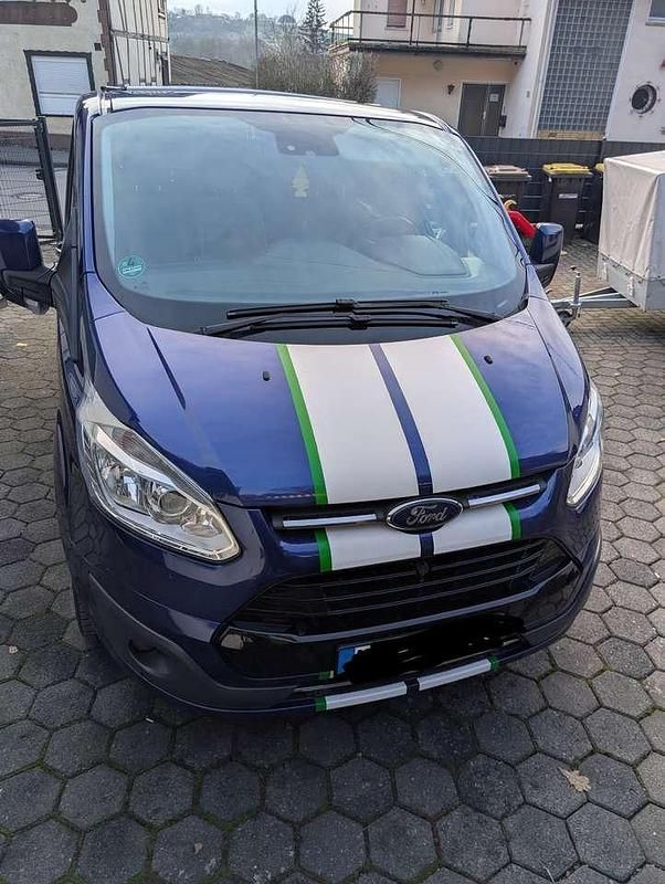 Gebraucht Ford Tourneo Titanium 170 PS (125 kW) 2017 Blau Van / Kleinbus