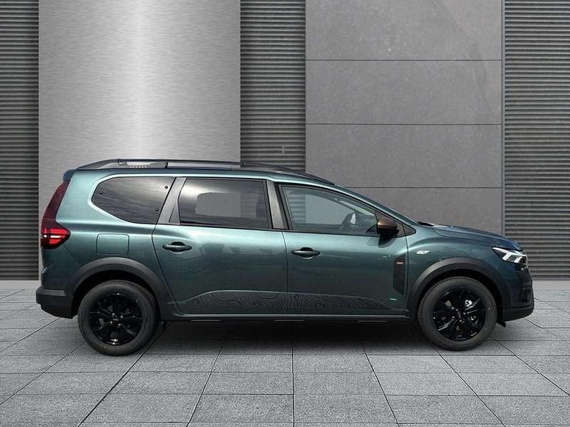 Zedergrün Neu 2025 Dacia Jogger Extreme Kombi | 22.990 € (Fairer Preis) - Bild 1/4
